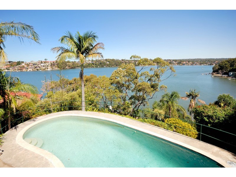 5 Castle Street, Blakehurst NSW 2221