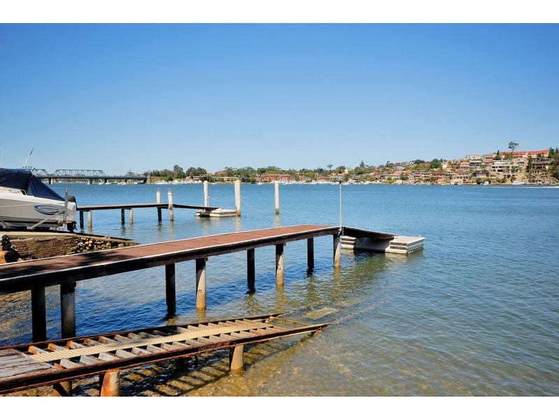 5 Castle Street, Blakehurst NSW 2221