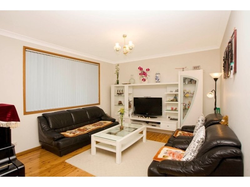 2/83 St Georges Parade, Bexley NSW 2207