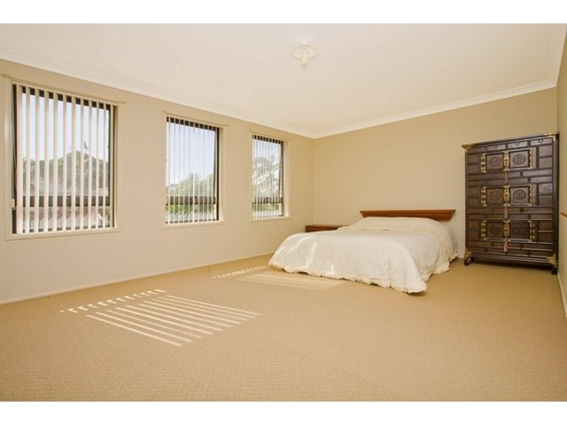 11 Wheeler Street, Carlton NSW 2218