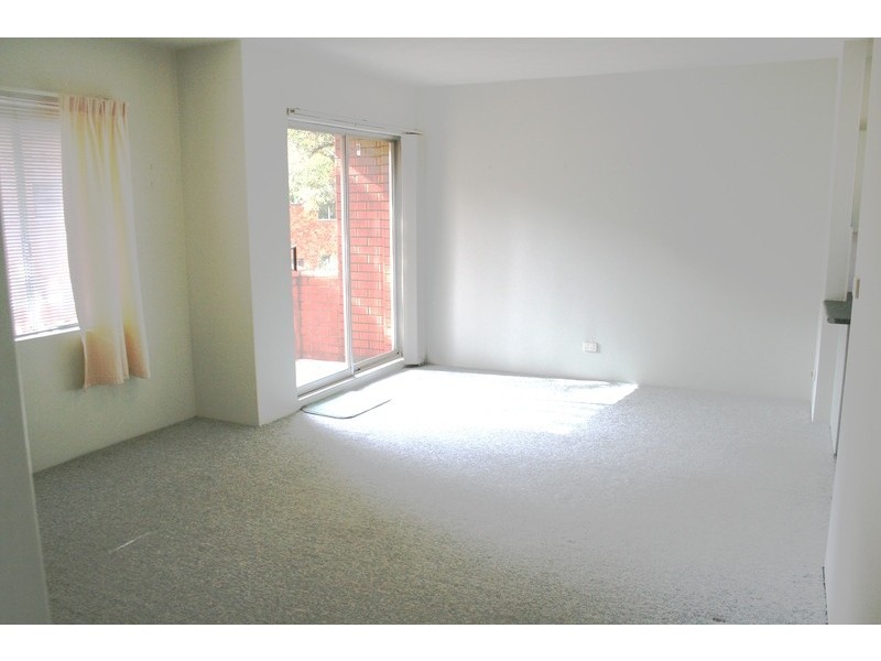 8/7 Cambridge Street, Penshurst NSW 2222