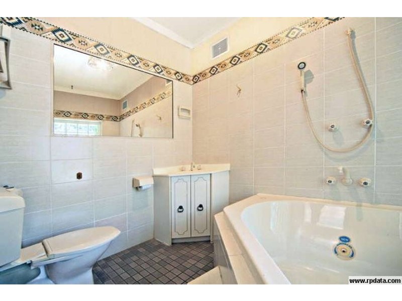 99 Noble Street, Allawah NSW 2218