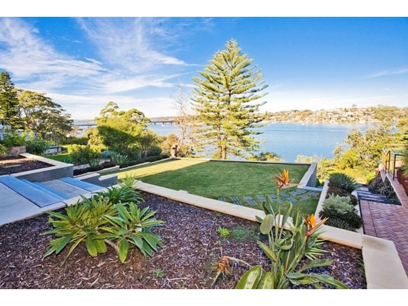 8 Fletcher Avenue, Blakehurst NSW 2221