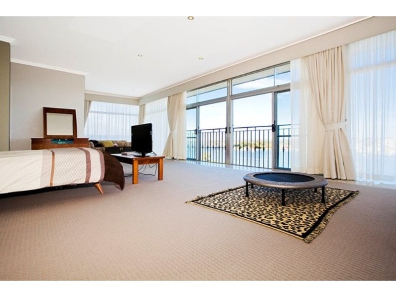 8 Fletcher Avenue, Blakehurst NSW 2221