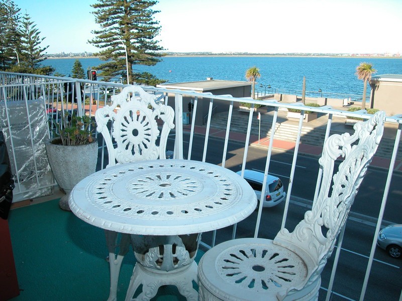 Brighton-le-sands NSW 2216