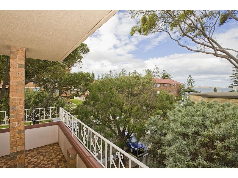 Brighton-le-sands NSW 2216