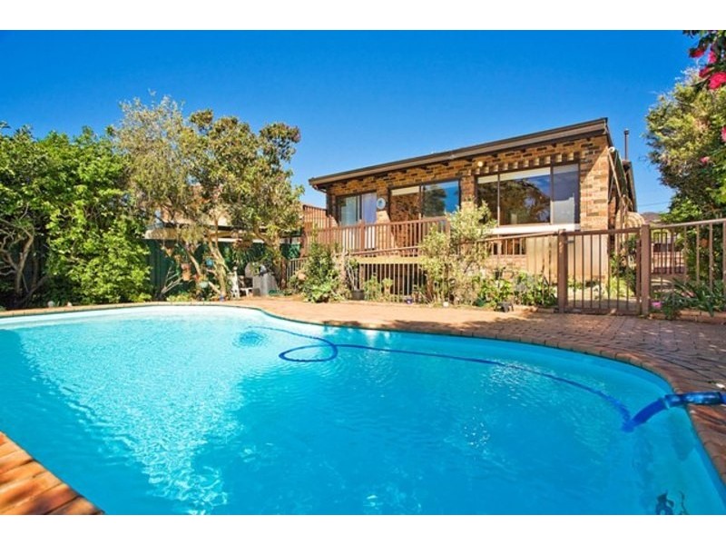 8 Westbourne Street, Carlton NSW 2218