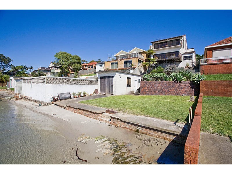 32 Woodlands Road, Taren Point NSW 2229