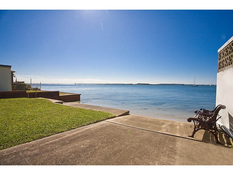32 Woodlands Road, Taren Point NSW 2229