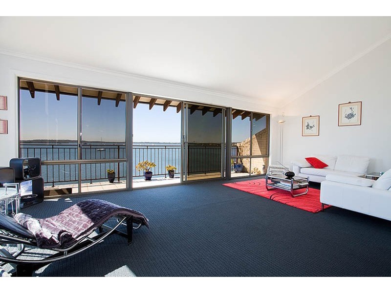 32 Woodlands Road, Taren Point NSW 2229