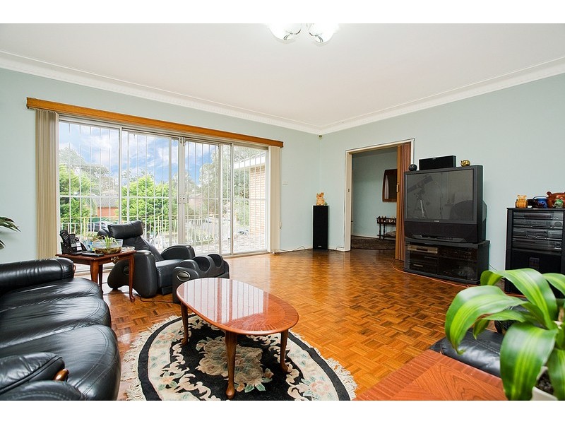 27 Pritchard Place, Peakhurst NSW 2210
