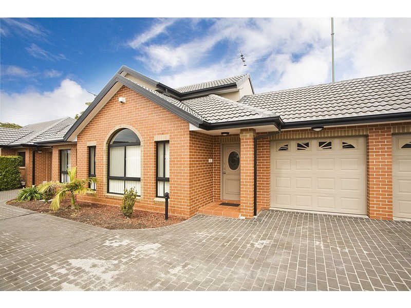 2/10 Caledonian Street, Bexley NSW 2207