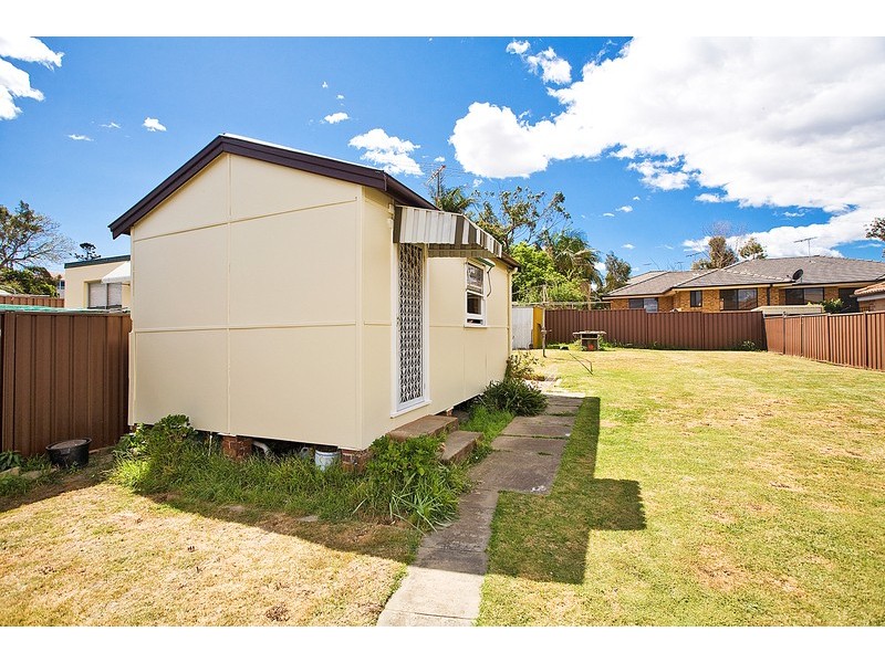 18 Plant Street, Carlton NSW 2218