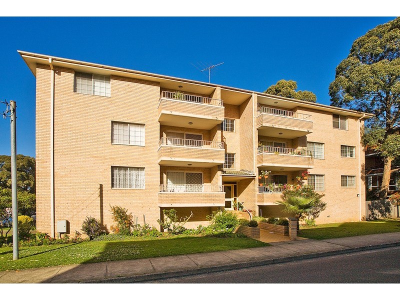 2/58 Pitt Street, Mortdale NSW 2223