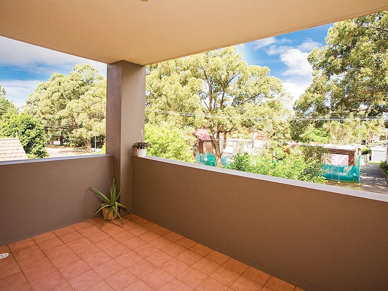 6/7 Bembridge Street, Carlton NSW 2218