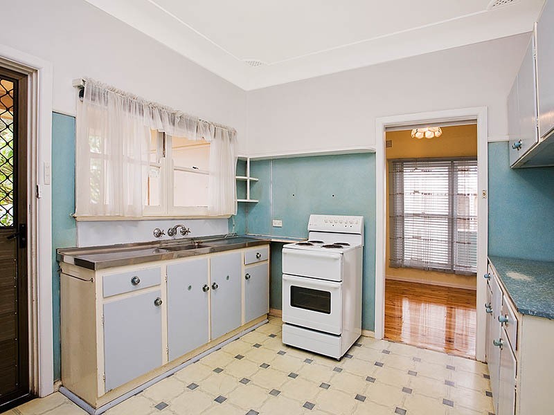 13 Colson Crescent, Monterey NSW 2217