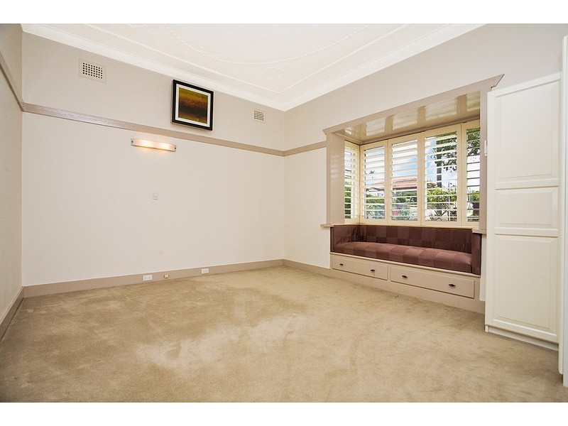 19 Neirbo Avenue, Hurstville NSW 2220