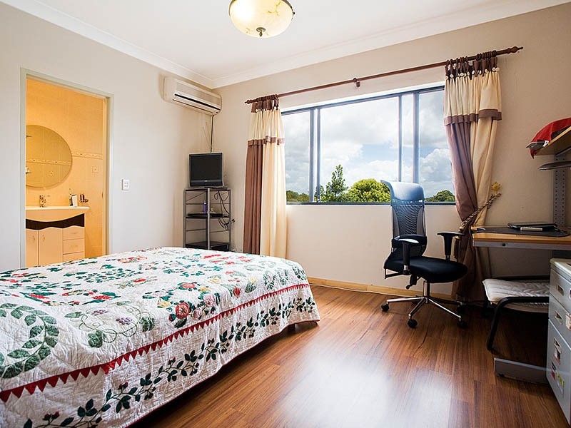 11 Ryan Avenue, Beverly Hills NSW 2209