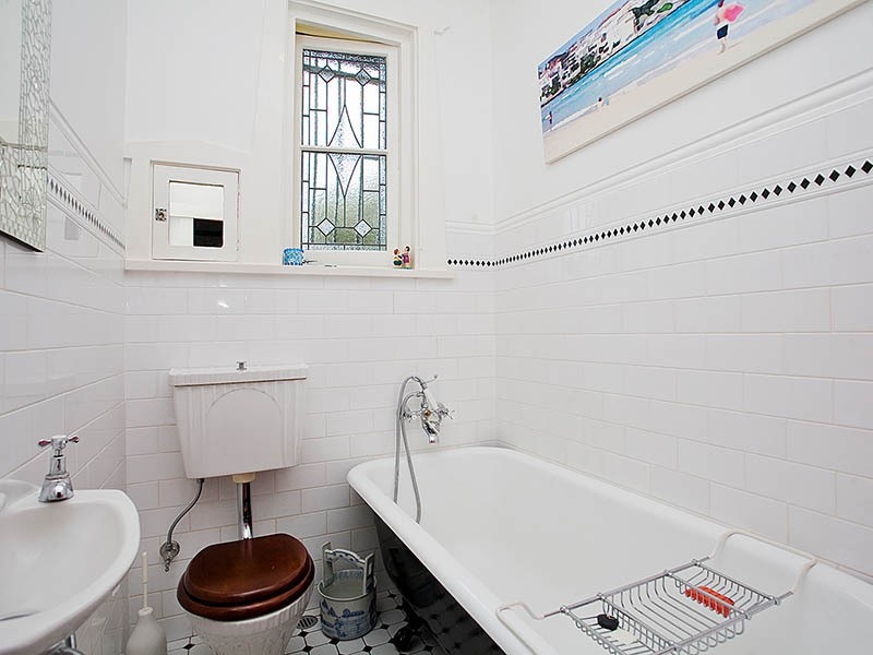 6 Alexander Street, Penshurst NSW 2222