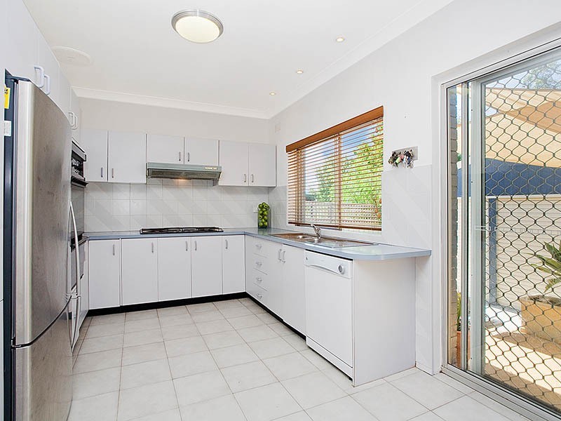 48 Prince Edward Street, Carlton NSW 2218