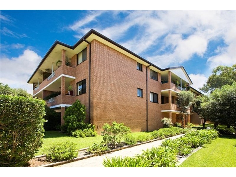 15/2 Caledonian Street, Bexley NSW 2207