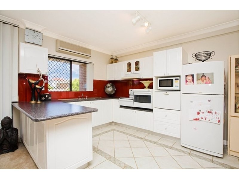 15/2 Caledonian Street, Bexley NSW 2207