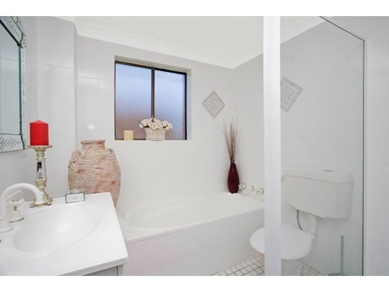 15/2 Caledonian Street, Bexley NSW 2207