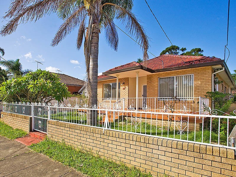 208A West Street, Blakehurst NSW 2221
