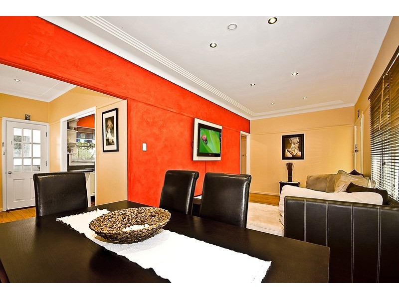 4 Iraga Avenue, Peakhurst NSW 2210