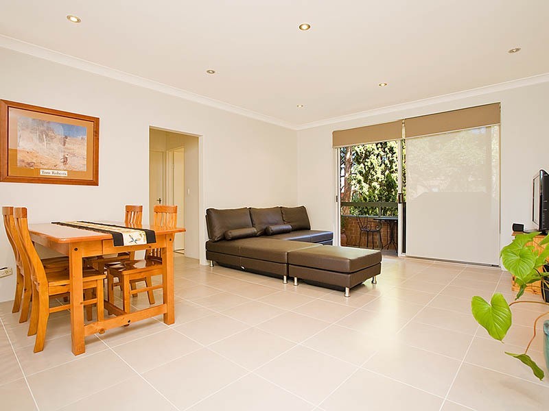 2/28-34 Garfield Street, Carlton NSW 2218