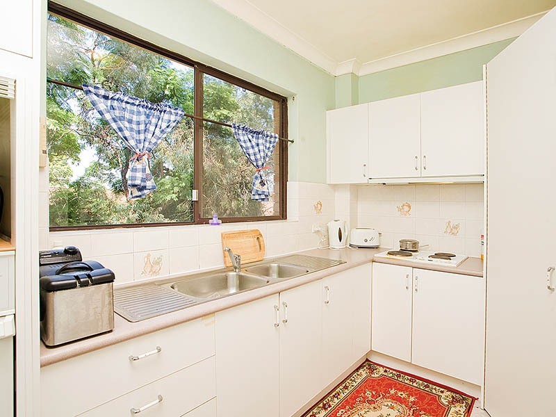 7/40 Hampton Court Road, Carlton NSW 2218