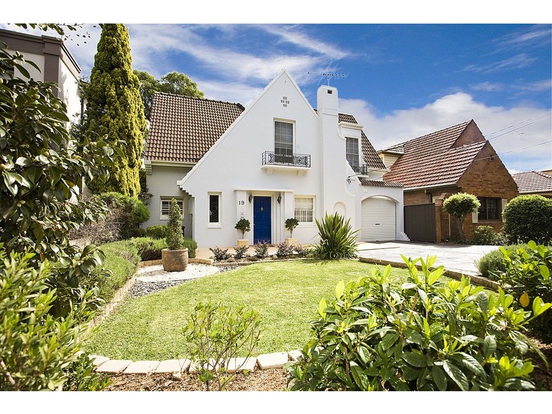 19 Bunyala Street, Carss Park NSW 2221