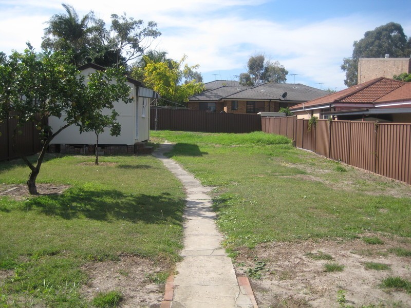 Carlton NSW 2218