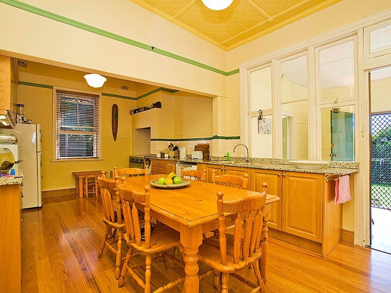 4 Fleet Street, Carlton NSW 2218