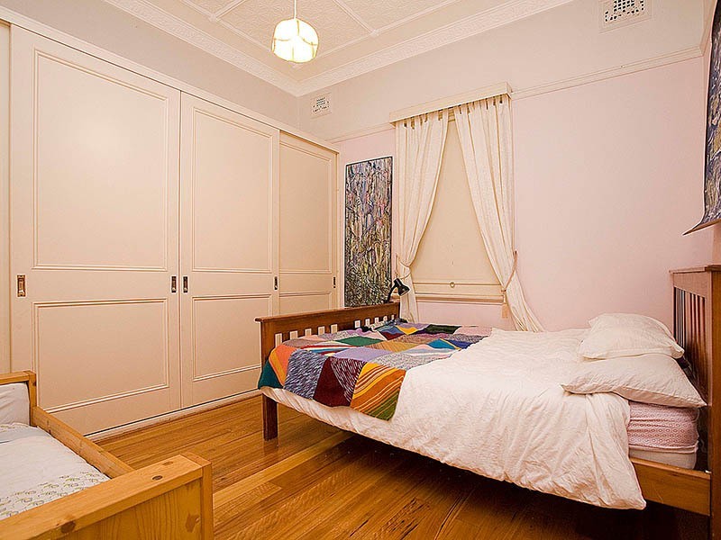 4 Fleet Street, Carlton NSW 2218