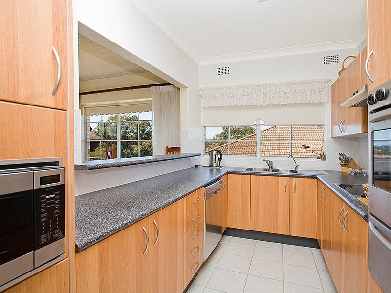 13/13 English Street, Kogarah NSW 2217