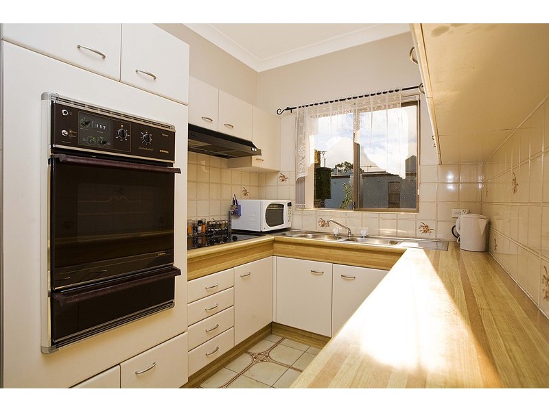 2/2 Bowns Road, Kogarah NSW 2217