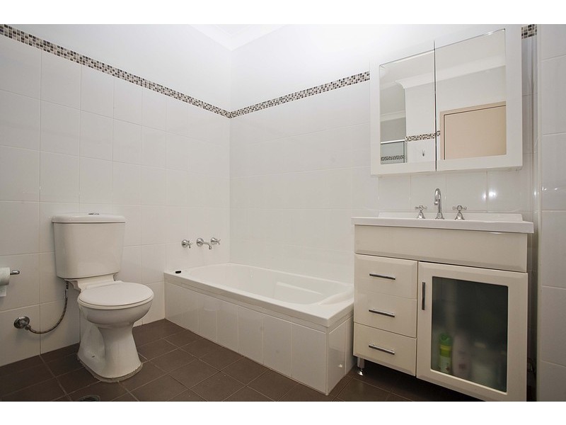 2/2 Bowns Road, Kogarah NSW 2217