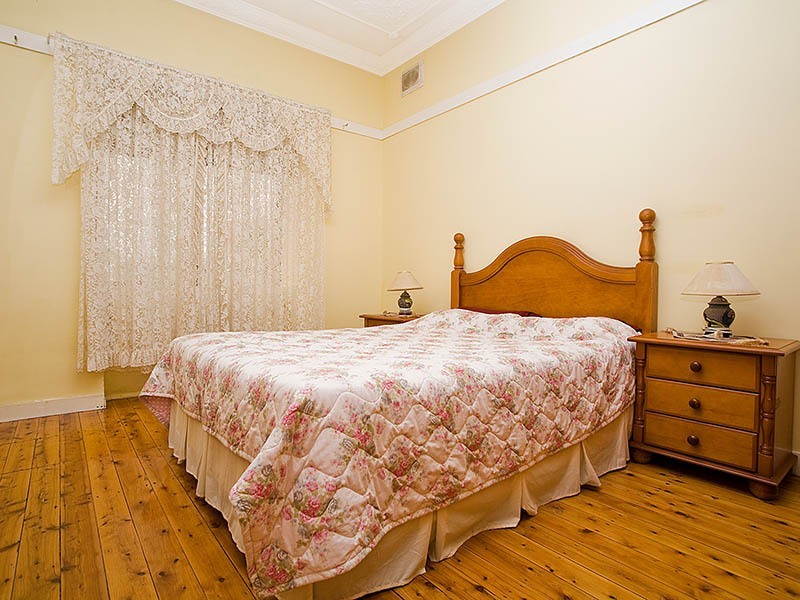 139 Willison Road, Carlton NSW 2218