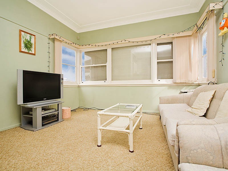 37 Park Road, Carlton NSW 2218