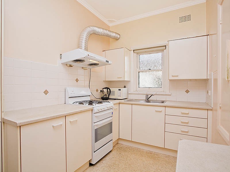 37 Park Road, Carlton NSW 2218