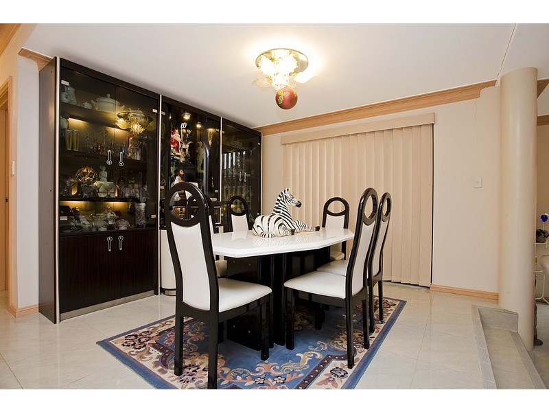 15 Queens Road, Hurstville NSW 2220