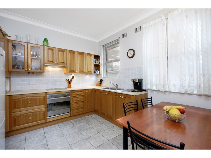 18/57 Kings Road, Brighton-le-sands NSW 2216