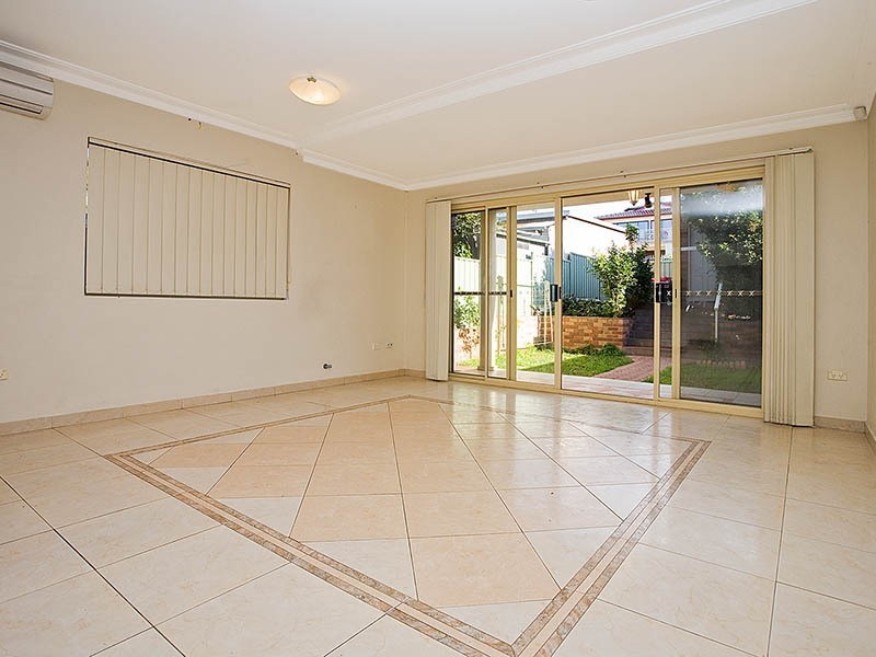 21 Cronulla Street, Carlton NSW 2218