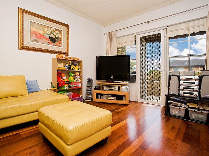 8/19 English Street, Kogarah NSW 2217