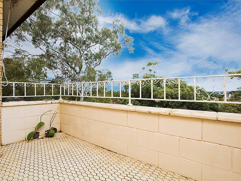8/19 English Street, Kogarah NSW 2217