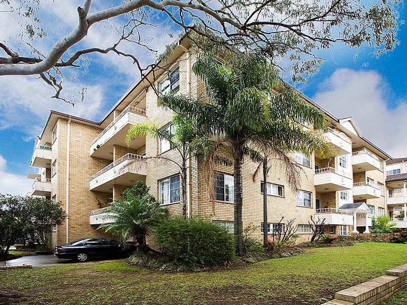 8/19 English Street, Kogarah NSW 2217