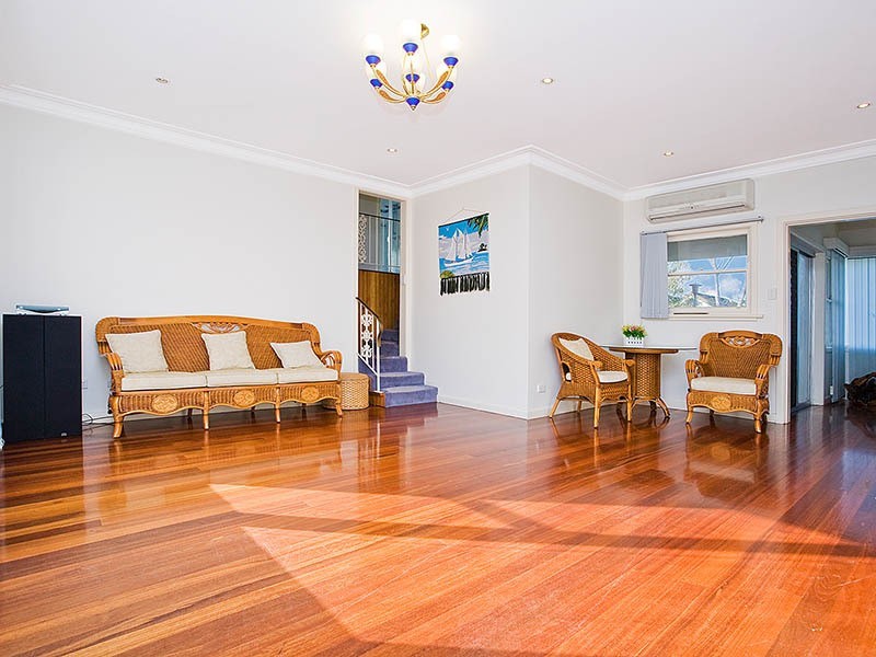 28 Oakdale Avenue, Kogarah NSW 2217