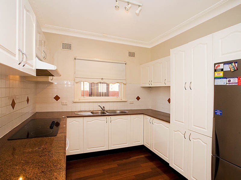 28 Oakdale Avenue, Kogarah NSW 2217