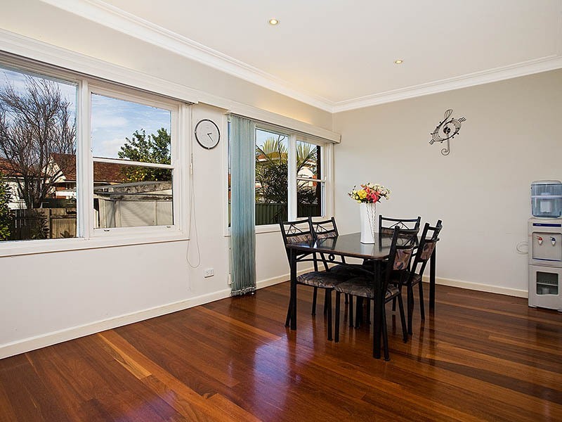 28 Oakdale Avenue, Kogarah NSW 2217